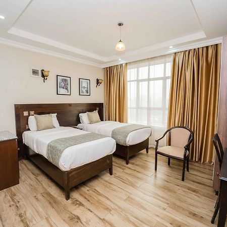 Hemak Suites Hotel Найробі Екстер'єр фото