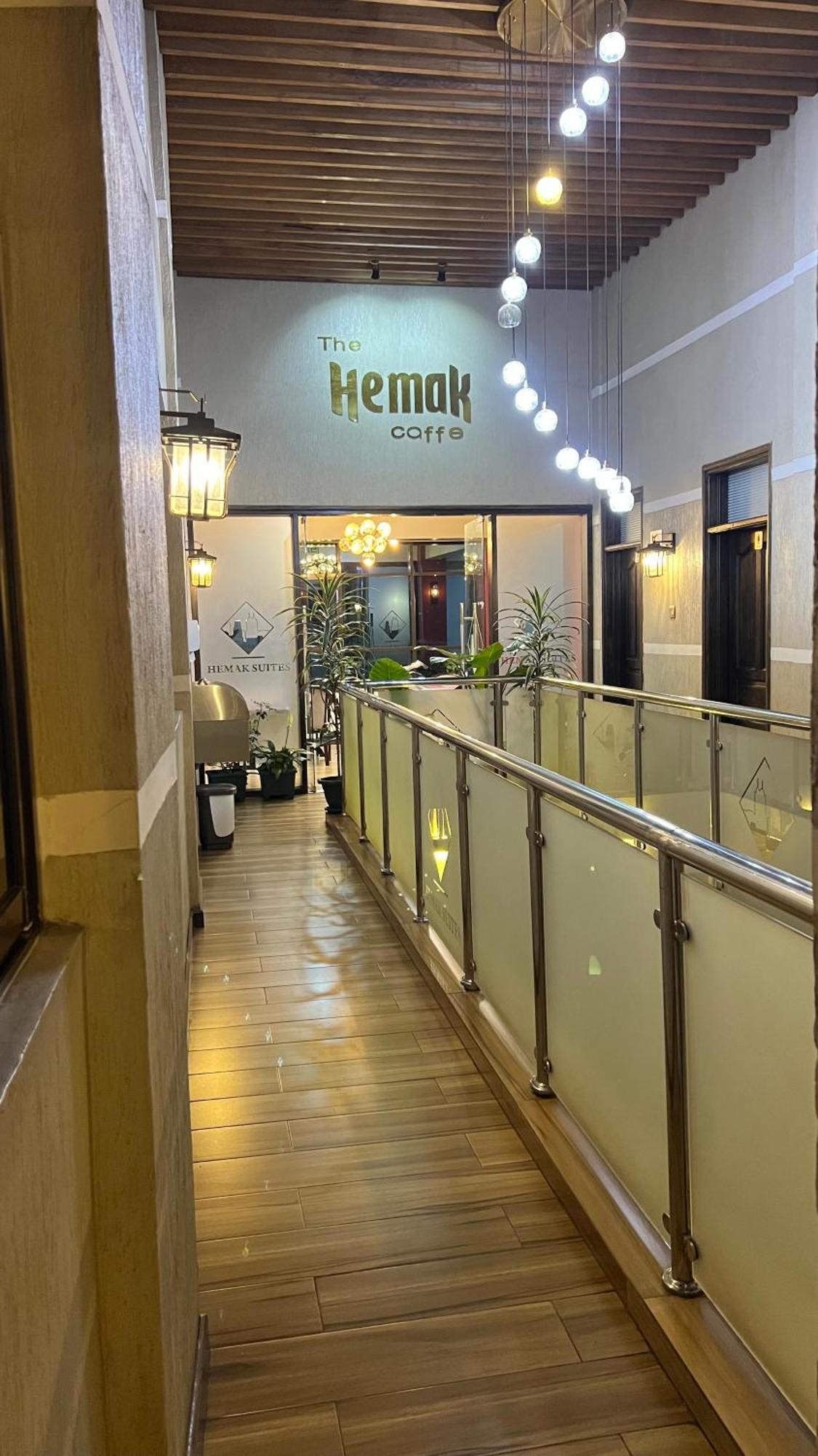 Hemak Suites Hotel Найробі Екстер'єр фото