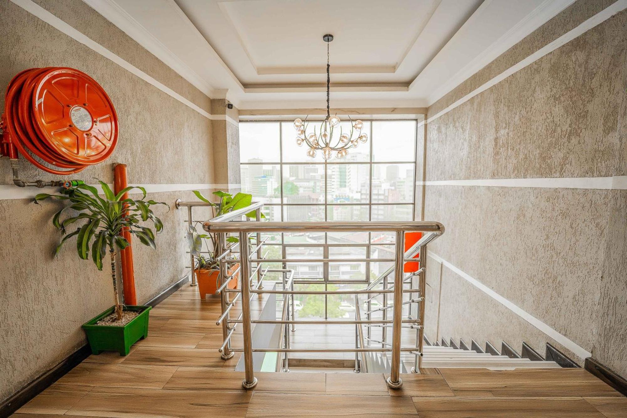 Hemak Suites Hotel Найробі Екстер'єр фото