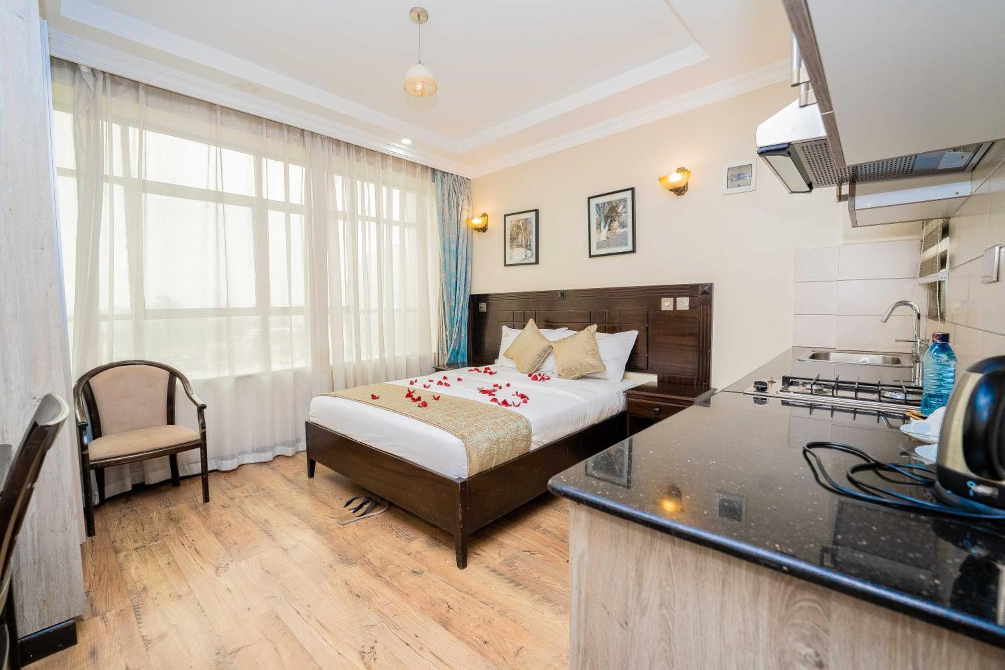 Hemak Suites Hotel Найробі Екстер'єр фото