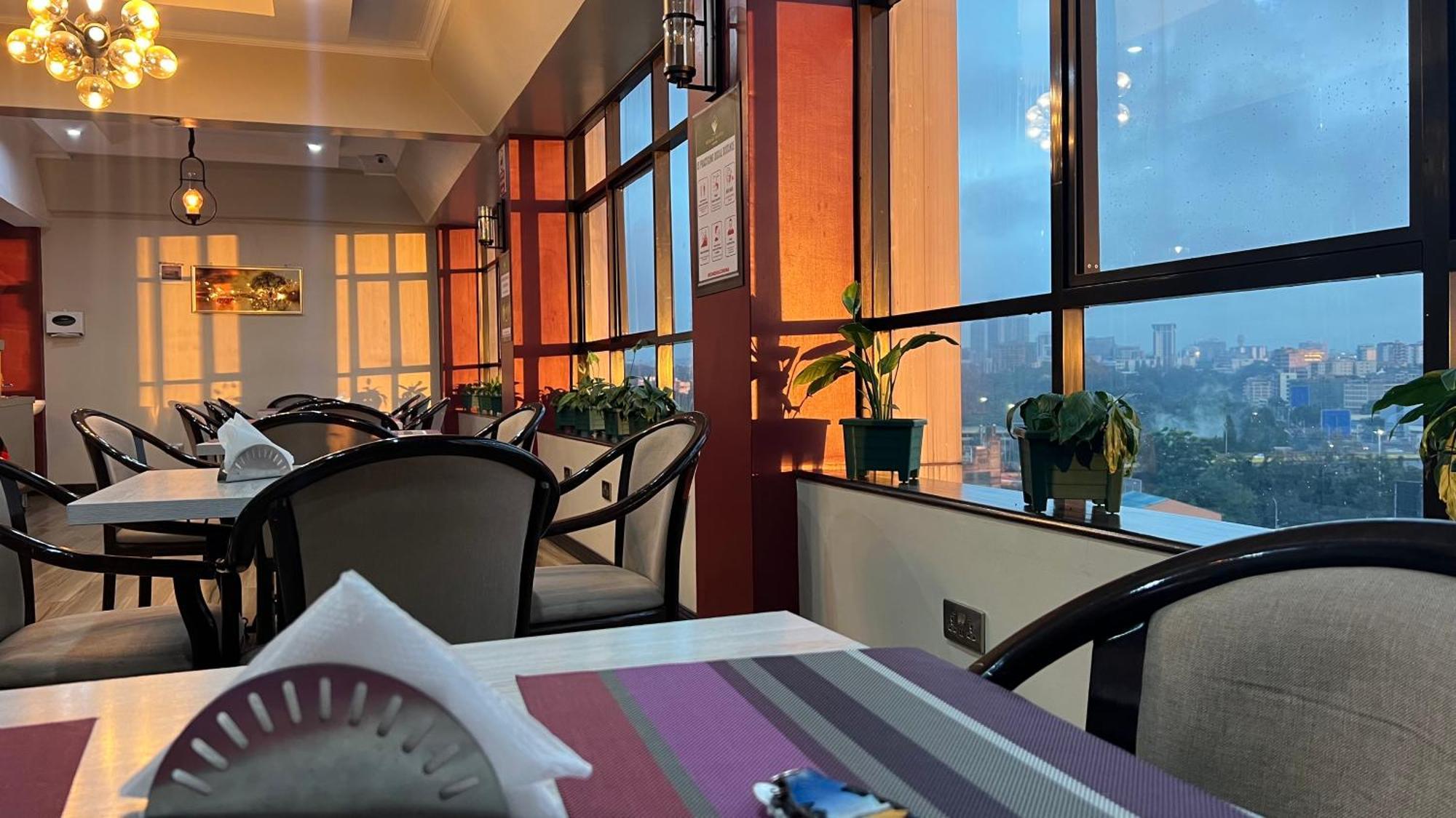 Hemak Suites Hotel Найробі Екстер'єр фото