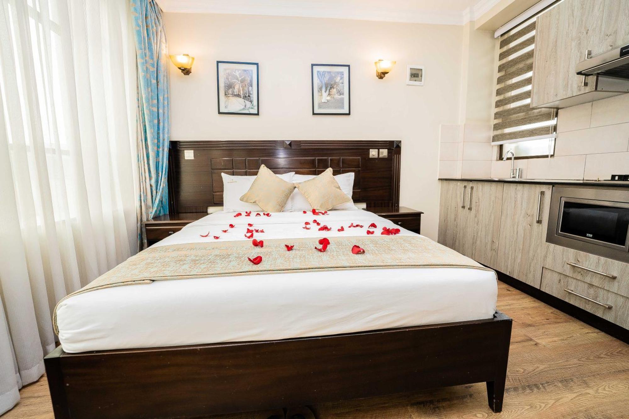Hemak Suites Hotel Найробі Екстер'єр фото