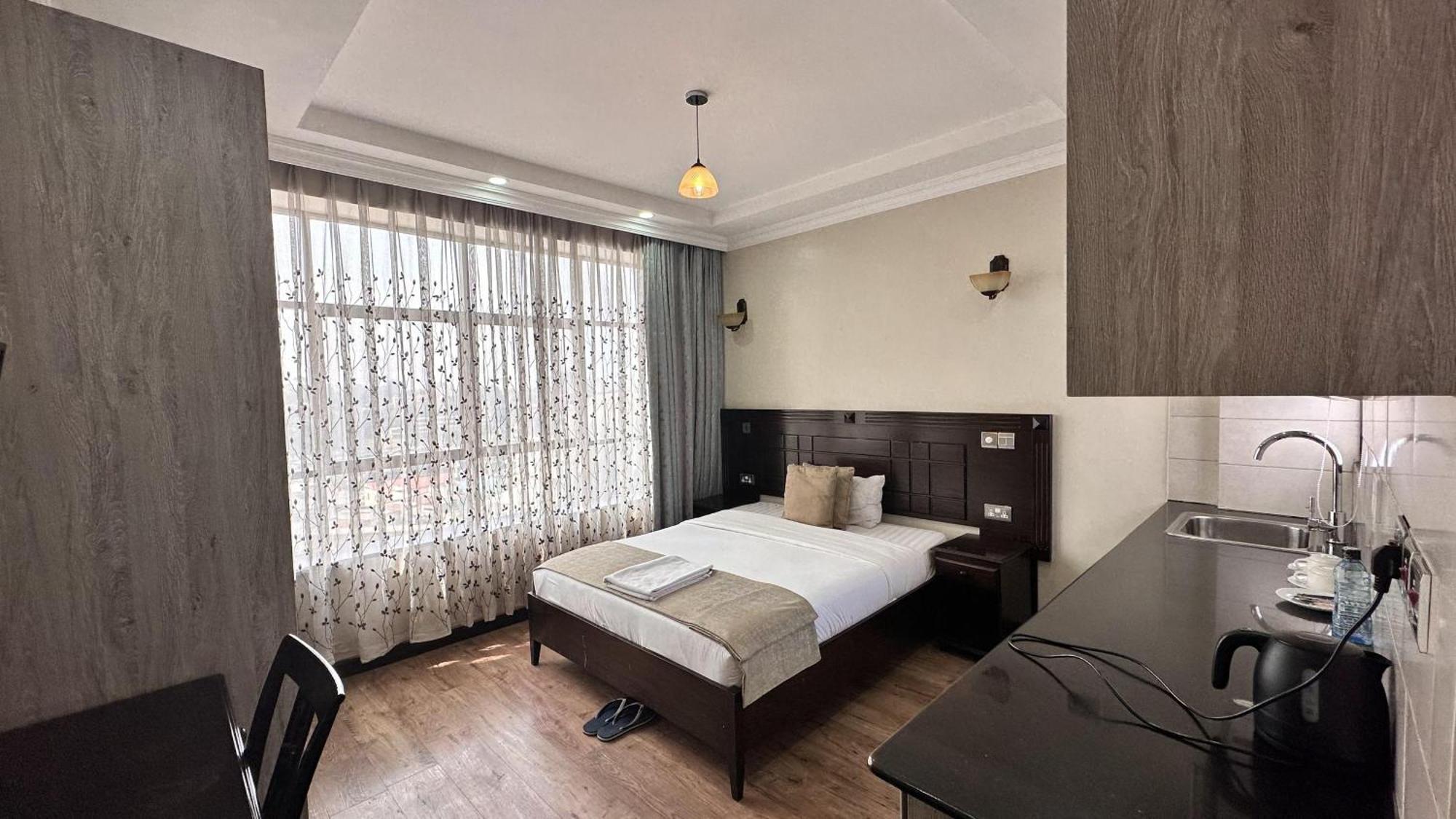 Hemak Suites Hotel Найробі Екстер'єр фото